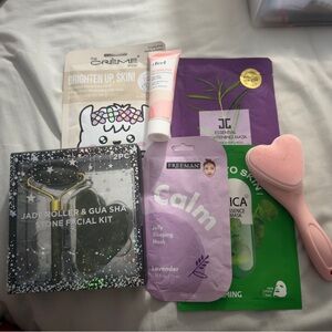 Skincare and Beauty Set with Jade Roller and Masks
